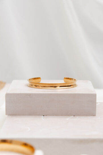 Ashley Bridget Thin Gold Cuff