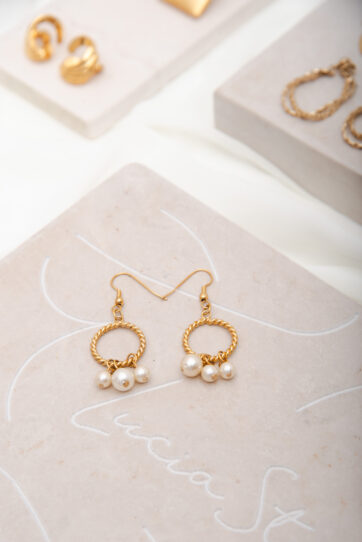Vintage SASSON Gold Tone With Pearl Earrings