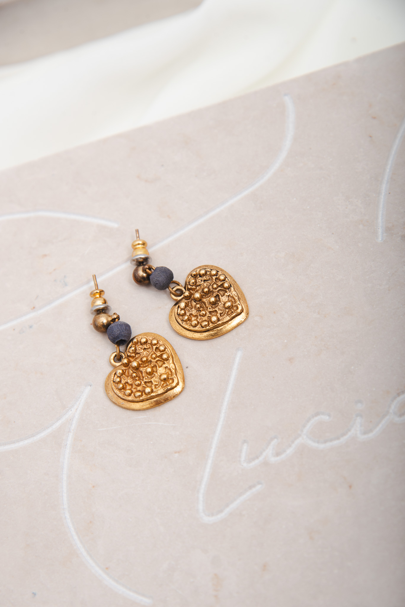 Vintage Gold Tone Heart Textured - Image 3